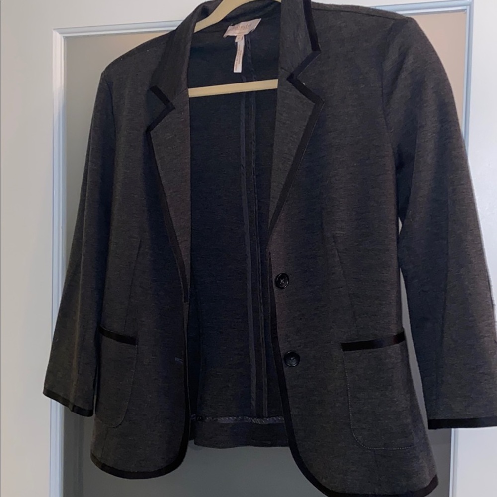 Grey 3/4 sleeve blazer by Laundry